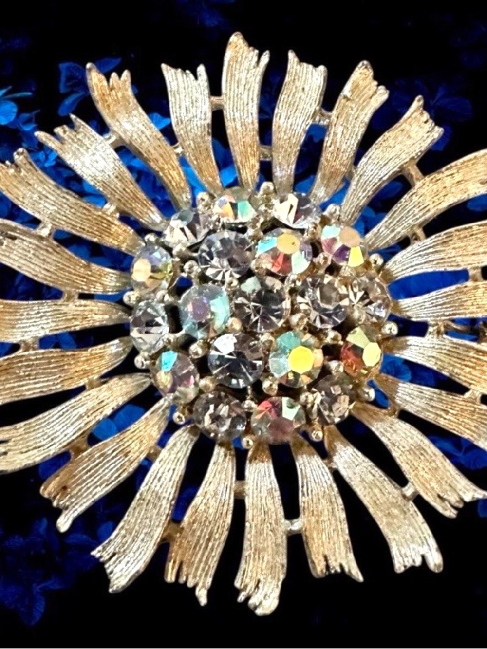 Vintage Lisner Sunflower Sunburst Flower Brooch Aurora Borealis Rhinestone Pin
